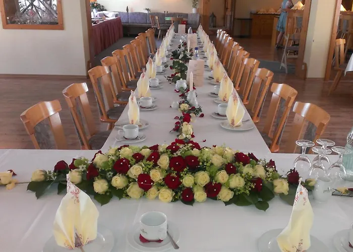 Pensjonat Zum Fuerstenthal 3*